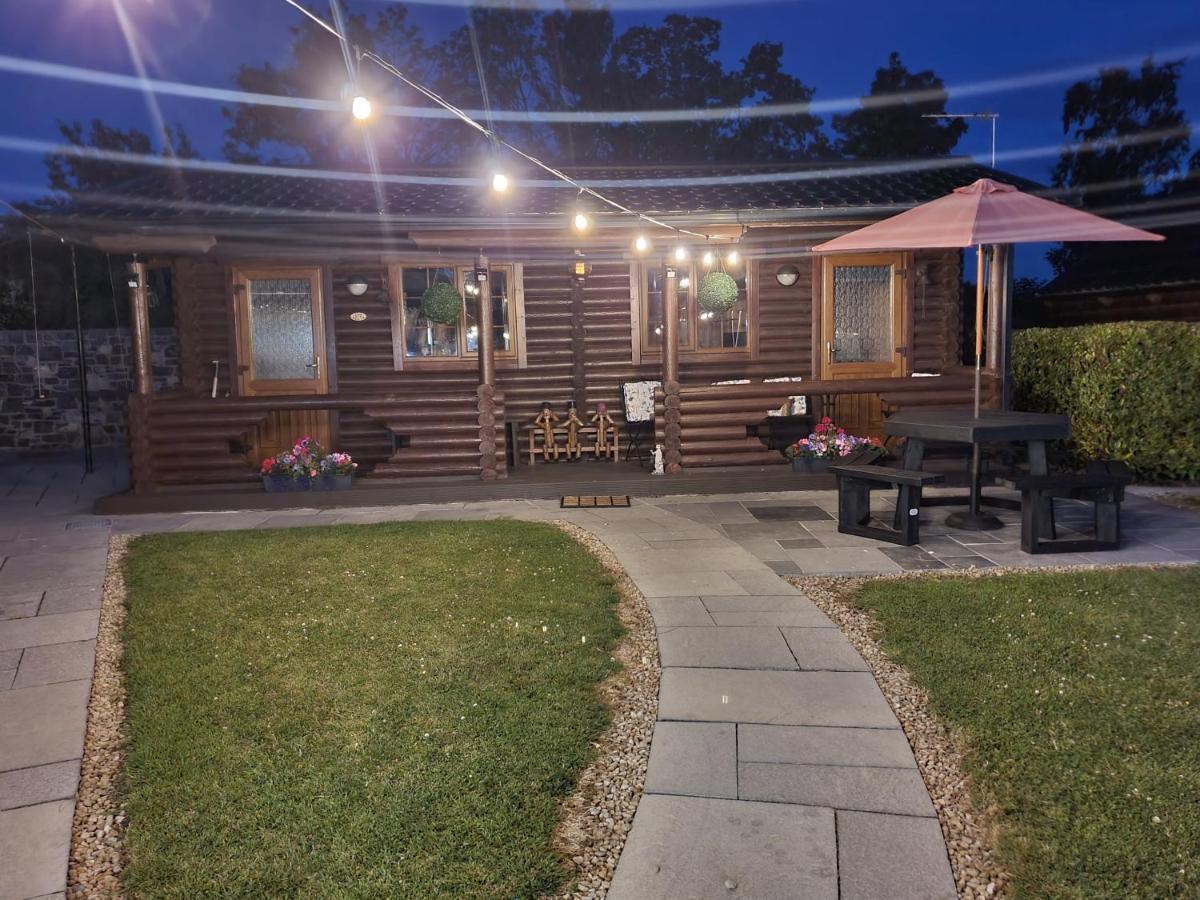 Cosy Countryside Log Cabin 基尔根尼 外观 照片