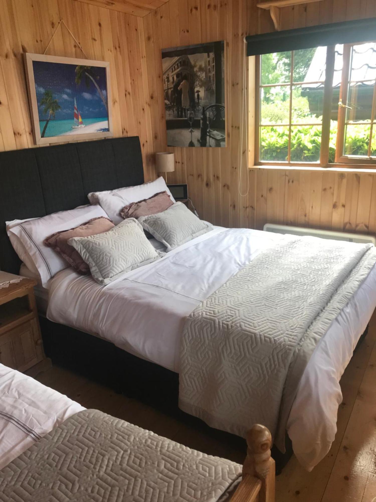 Cosy Countryside Log Cabin 基尔根尼 外观 照片